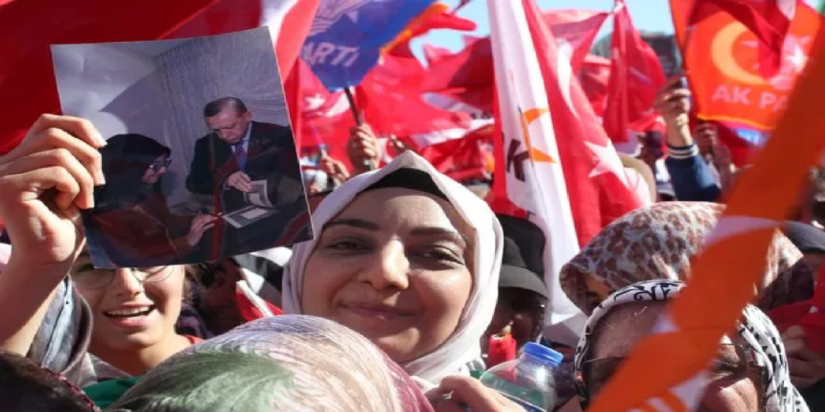 Pembe Betül Karasu