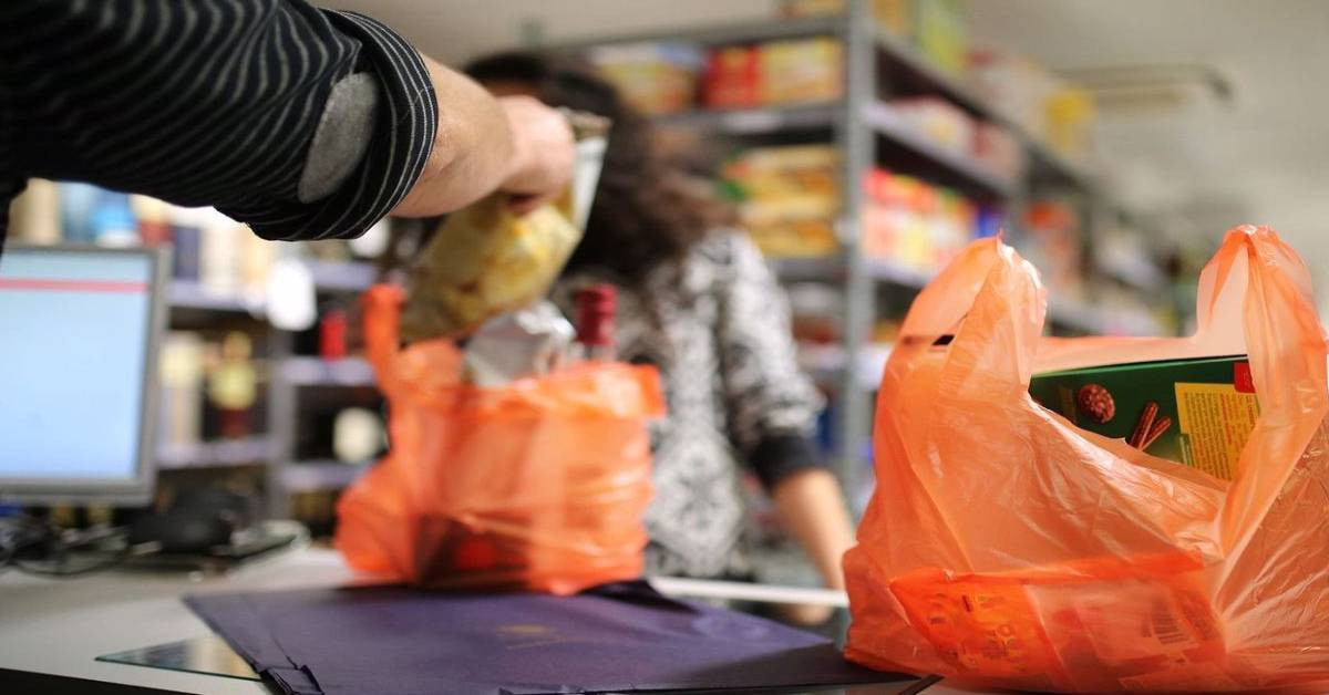 Plastik Poşetlere Zam Plastik Poşetlere Zam