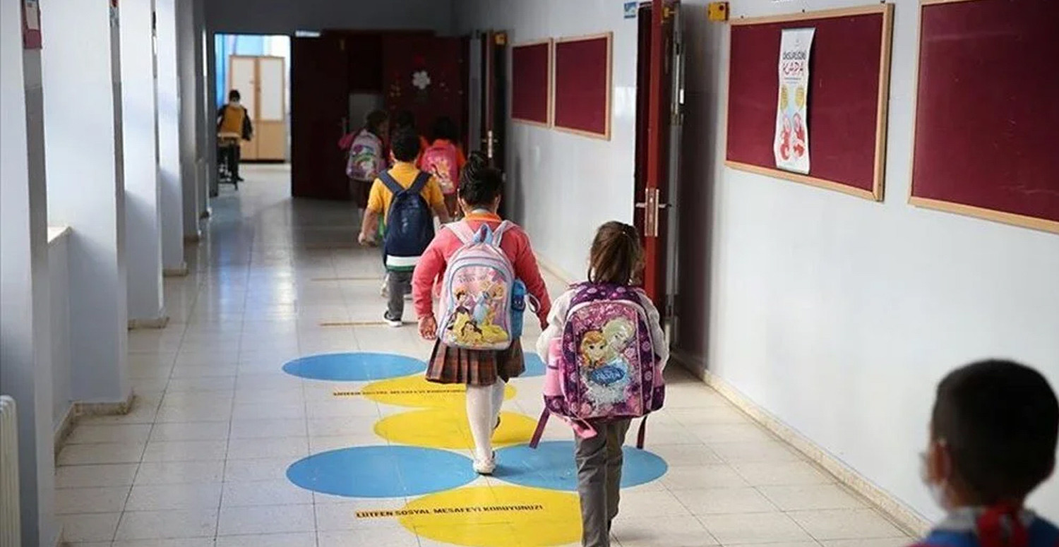 Prefabrik kentlere okul ve televizyon imkanı Prefabrik kentlere okul ve televizyon imkanı