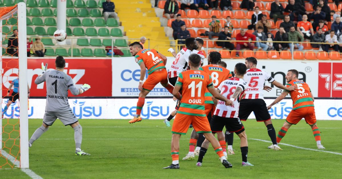 Samsunspor Alanyaspor maçı ne zaman, saat kaçta ve hangi kanalda? (Canlı yayın bilgisi)