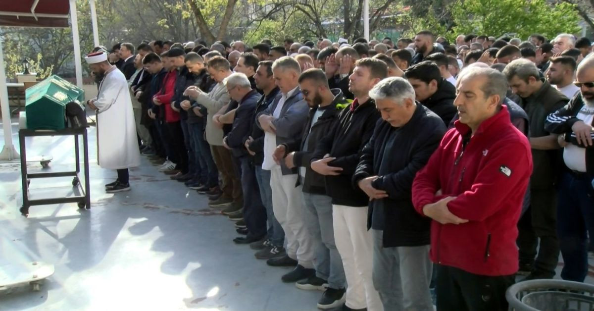 Sosyal medya canına mal oldu: Yorumları okurken kalp krizi geçirerek hayatını kaybetti