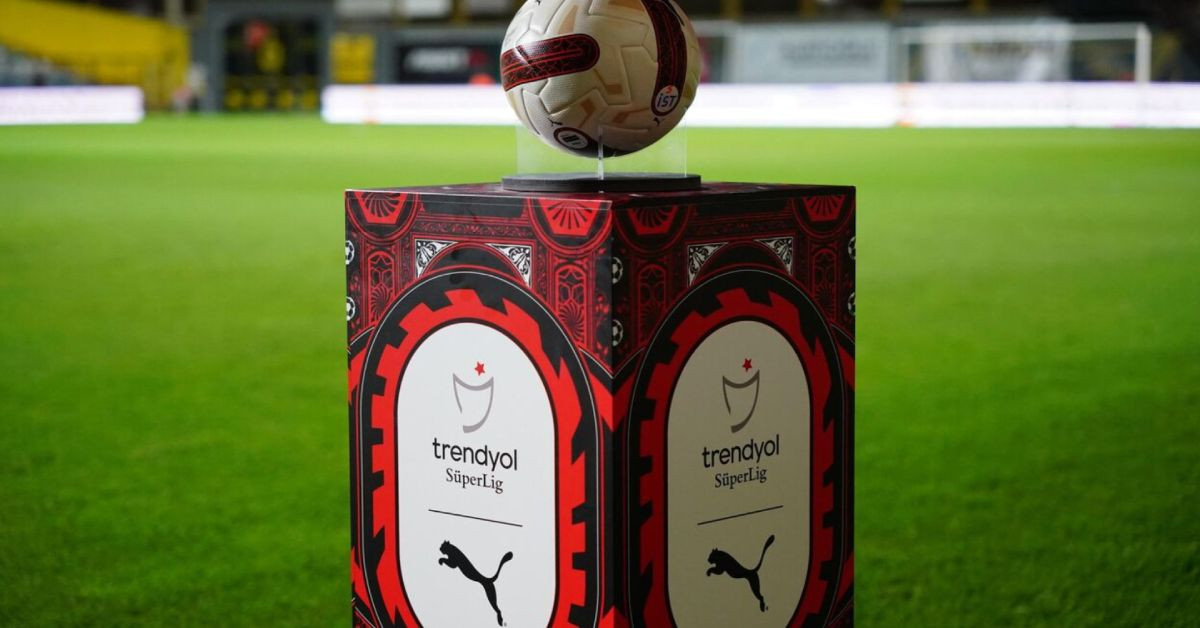Süper Lig’de finali yarın başlıyor: Son haftanın hakemleri açıklandı
