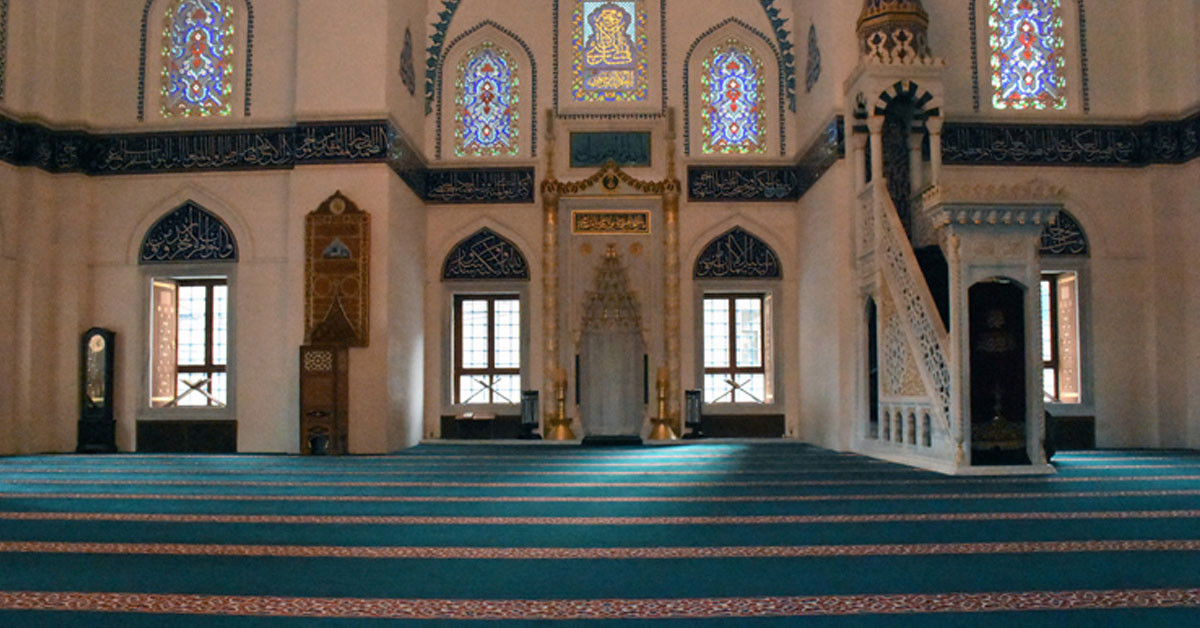 Tokyo'daki Cami İlgi Odağı!