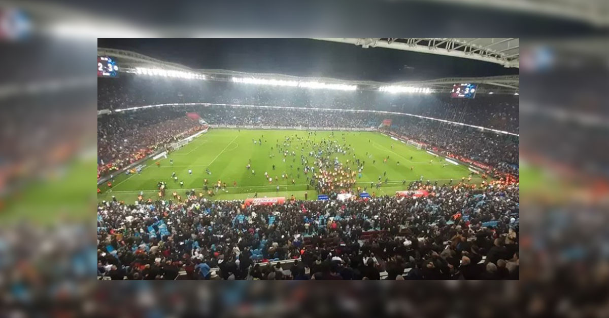Trabzon- Fenerbahçe maçının ardından İçişleri Bakanı Ali Yerlikaya, derhal soruşturma başlatıldığını duyurdu.