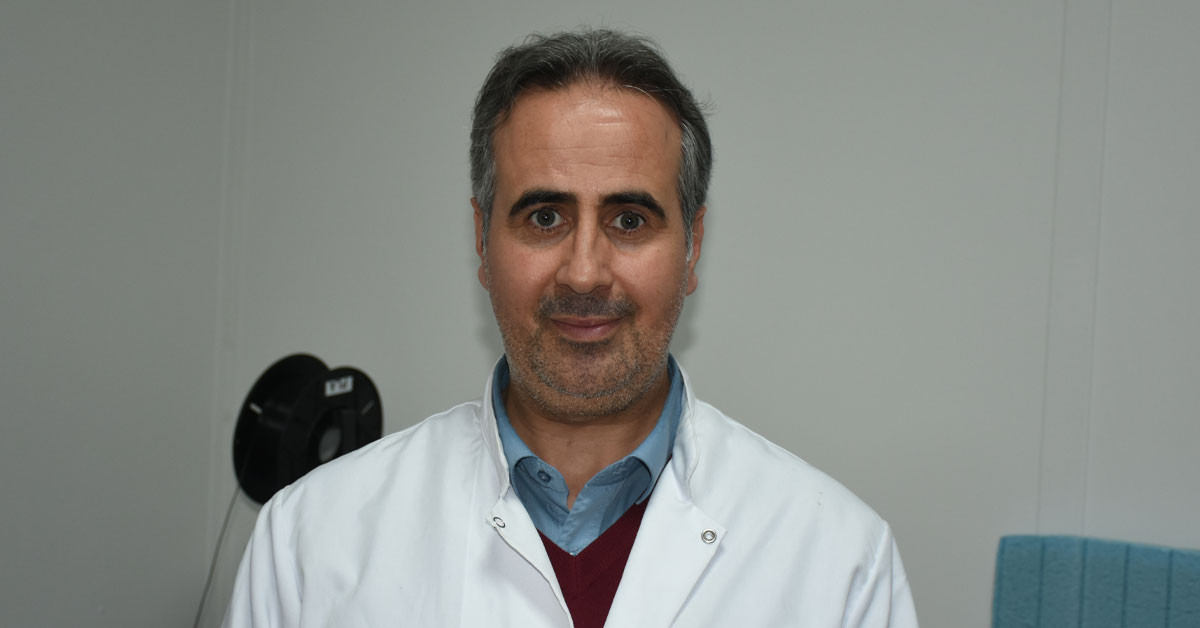 Türkiye’deki 7 bilim insanı bir araya gelerek, önemli bir cihazın keşfini gerçekleştirdiler. Bu cihazla birlikte, kimyasal deney sürelerinin daha erken tamamlandığı ortaya çıktı. Türkiye’deki 7 bilim insanı bir araya gelerek, önemli bir cihazın keşfini gerçekleştirdiler. Bu cihazla birlikte, kimyasal deney sürelerinin daha erken tamamlandığı ortaya çıktı.
