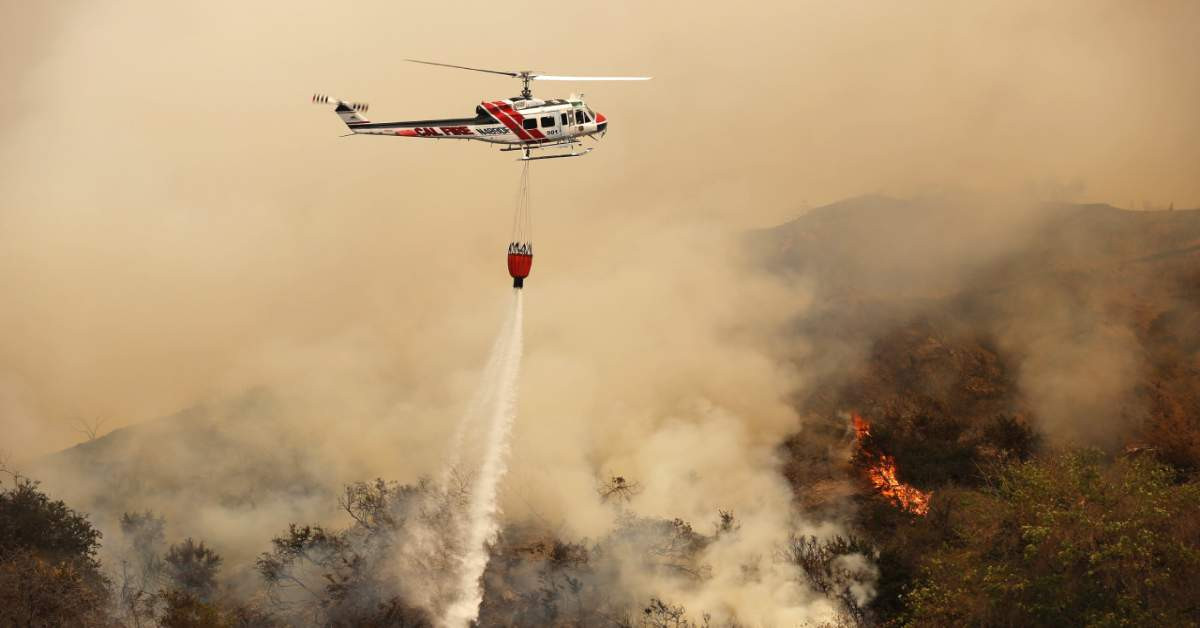 Yangın Söndürme Helikopteri Yangın Söndürme Helikopteri
