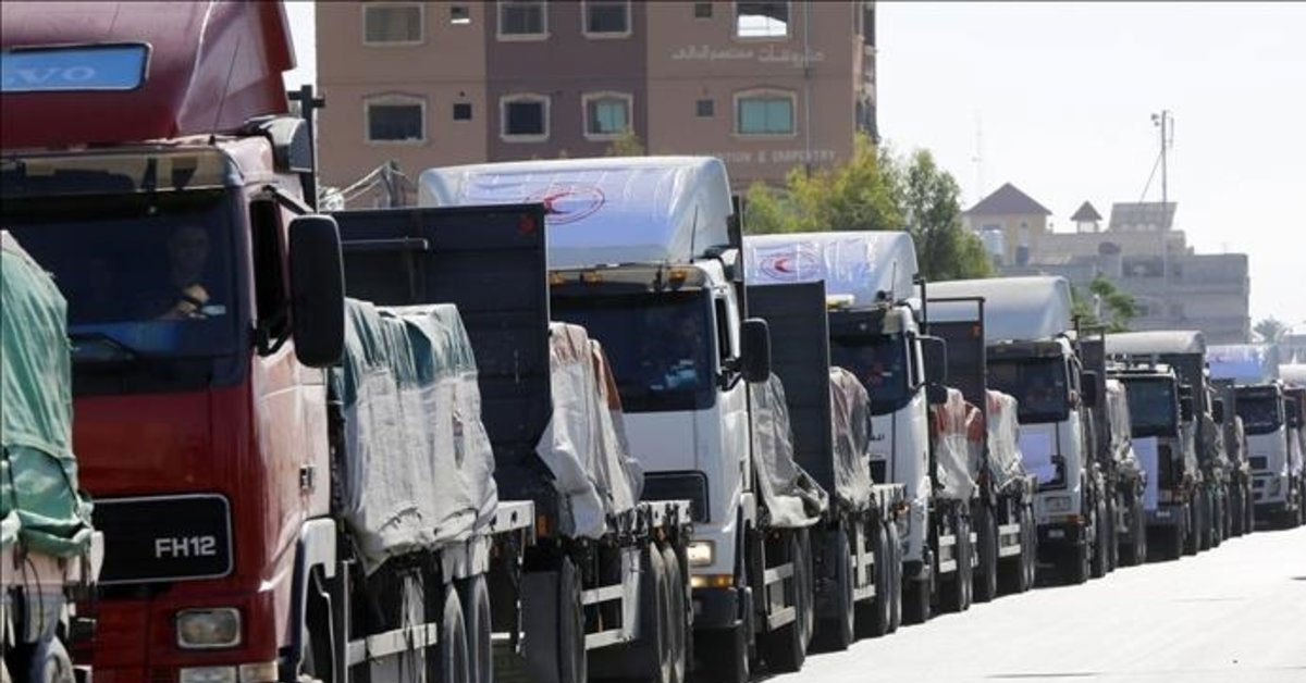Yardım tırlarının Gazze’ye girişinin sağlanması yönünde onay verdi. Birleşmiş Milletler,(BM) İsrail’in abluka altına aldığı Gazze Şeridi’ne günlük ortalama 159 insani yardım tırının girdiğini açıkladı.