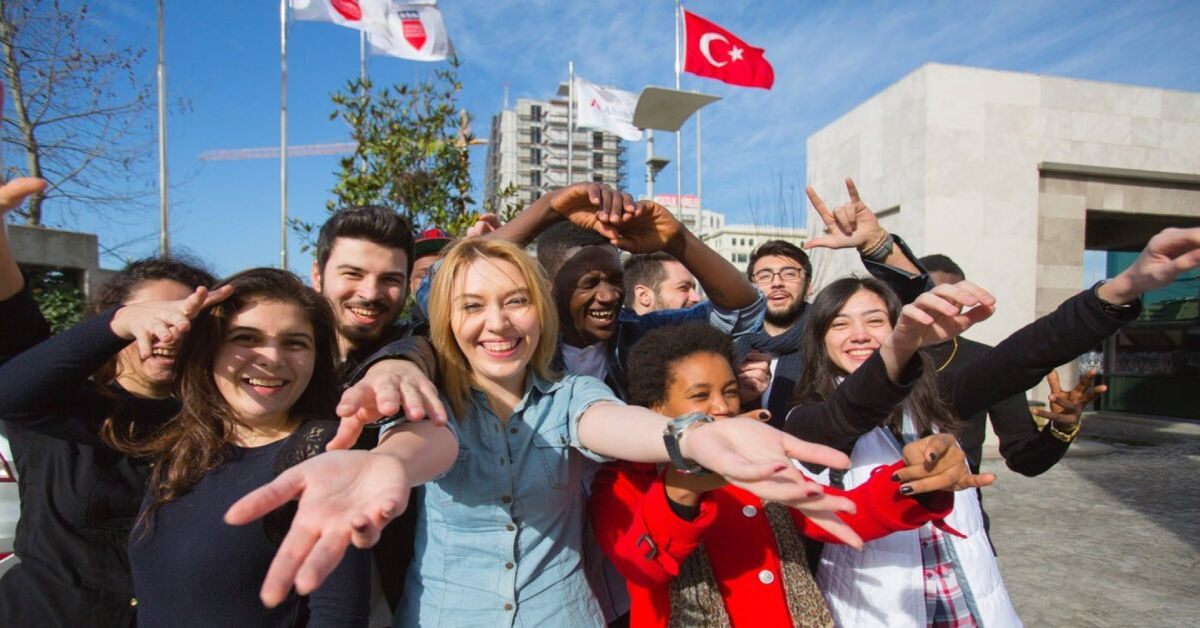 YÖK’ten yabancı öğrenci kararı: Ayrımcılık yapanlara ceza verilecek YÖK’ten yabancı öğrenci kararı: Ayrımcılık yapanlara ceza verilecek