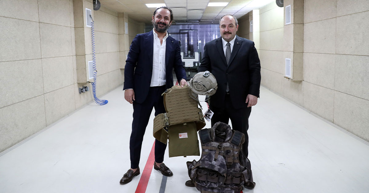 Zelenskiy'nin Kaskı Ve Yeleği Yozgat'tan! Zelenskiy'nin Kaskı Ve Yeleği Yozgat'tan!