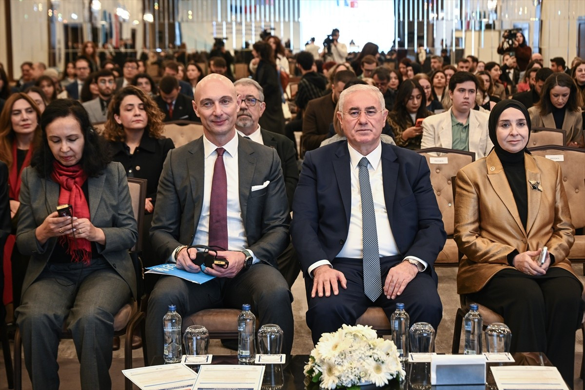 10 Aralık Dünya İnsan Hakları Günü kapsamında Kamu Denetçiliği Kurumu (KDK) ve UNICEF Türkiye...