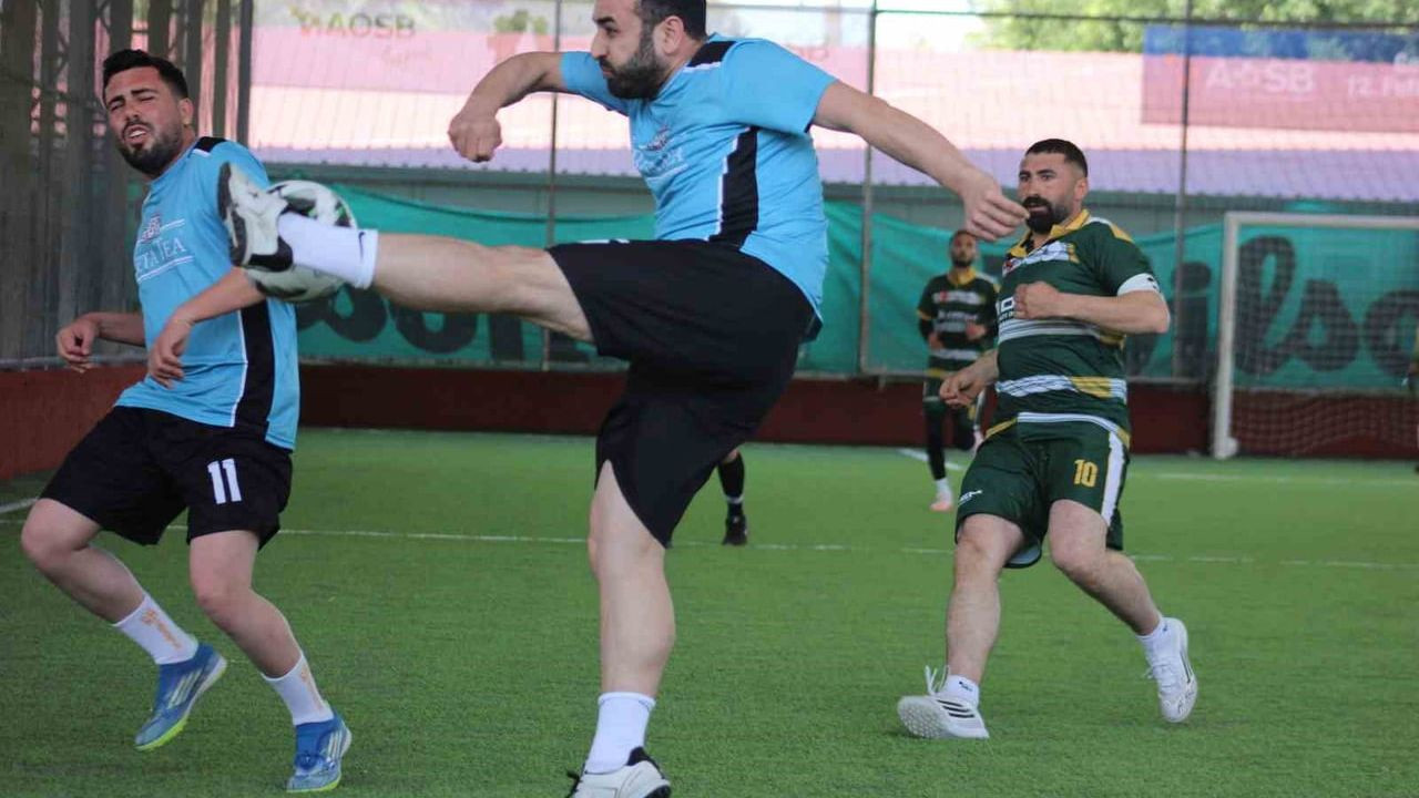 12. Geleneksel AOSB Futbol Turnuvası'nda İkinci Hafta Heyecanı