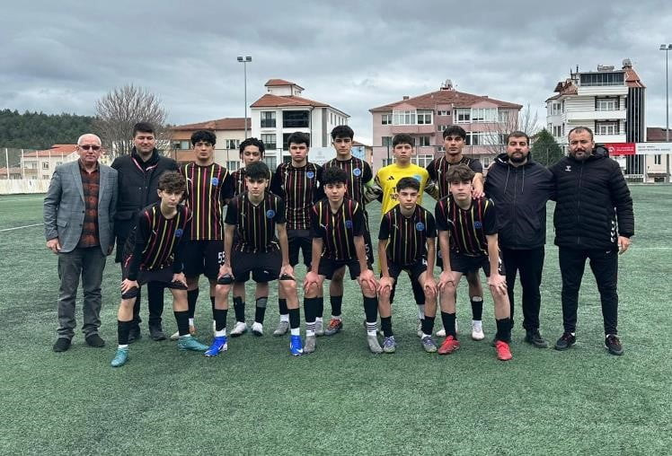 1299 BİLECİKSPOR KULÜBÜ 6'DA 6 YAPTI