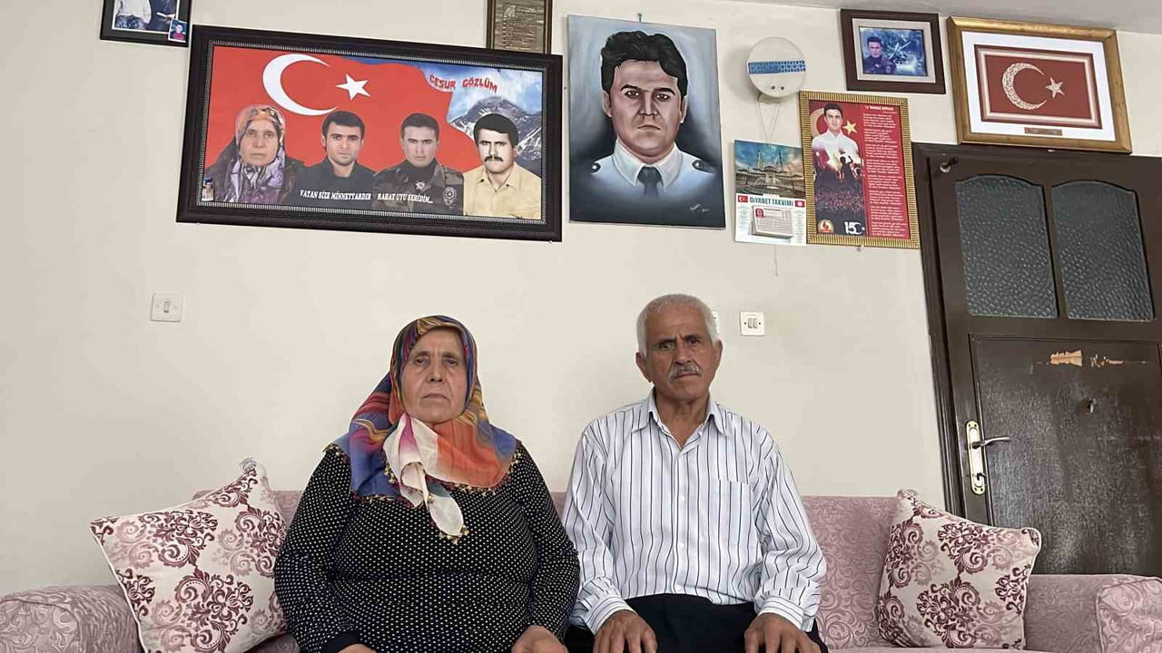 15 TEMMUZ DARBE ŞEHİDİ MEHMET KARACATİLKİ'NİN AİLESİ