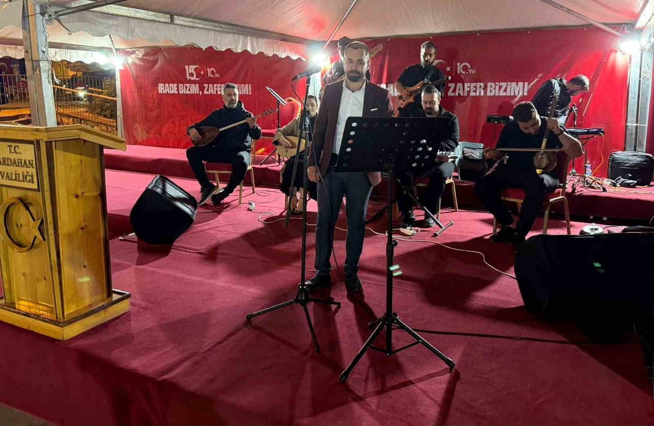 15 TEMMUZ DEMOKRASİ VE MİLLİ BİRLİK GÜNÜ ANMA ETKİNLİKLERİ KAPSAMINDA, ARDAHAN VALİLİĞİ...