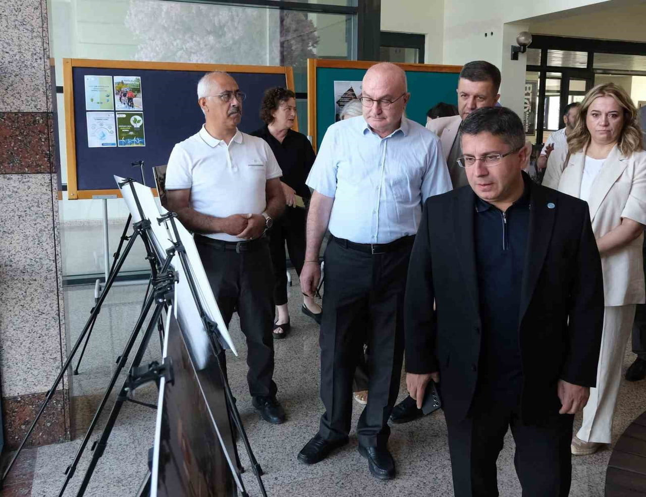 15 TEMMUZ DEMOKRASİ VE MİLLİ BİRLİK GÜNÜ FOTOĞRAF SERGİSİ ZİYARETE AÇILDI