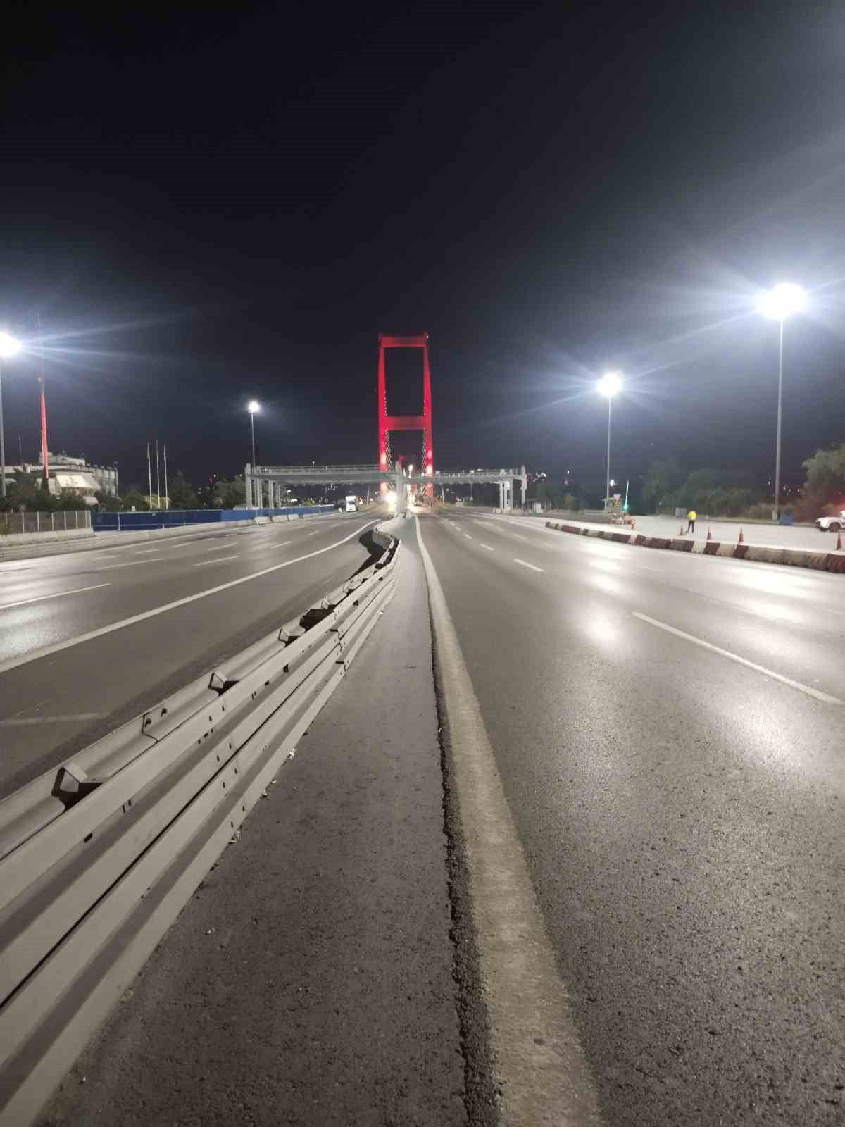 15 TEMMUZ ŞEHİTLER KÖPRÜSÜ "MİLLİ BİRLİK ETKİNLİKLERİ" KAPSAMINDA TRAFİĞE KAPATILDI.