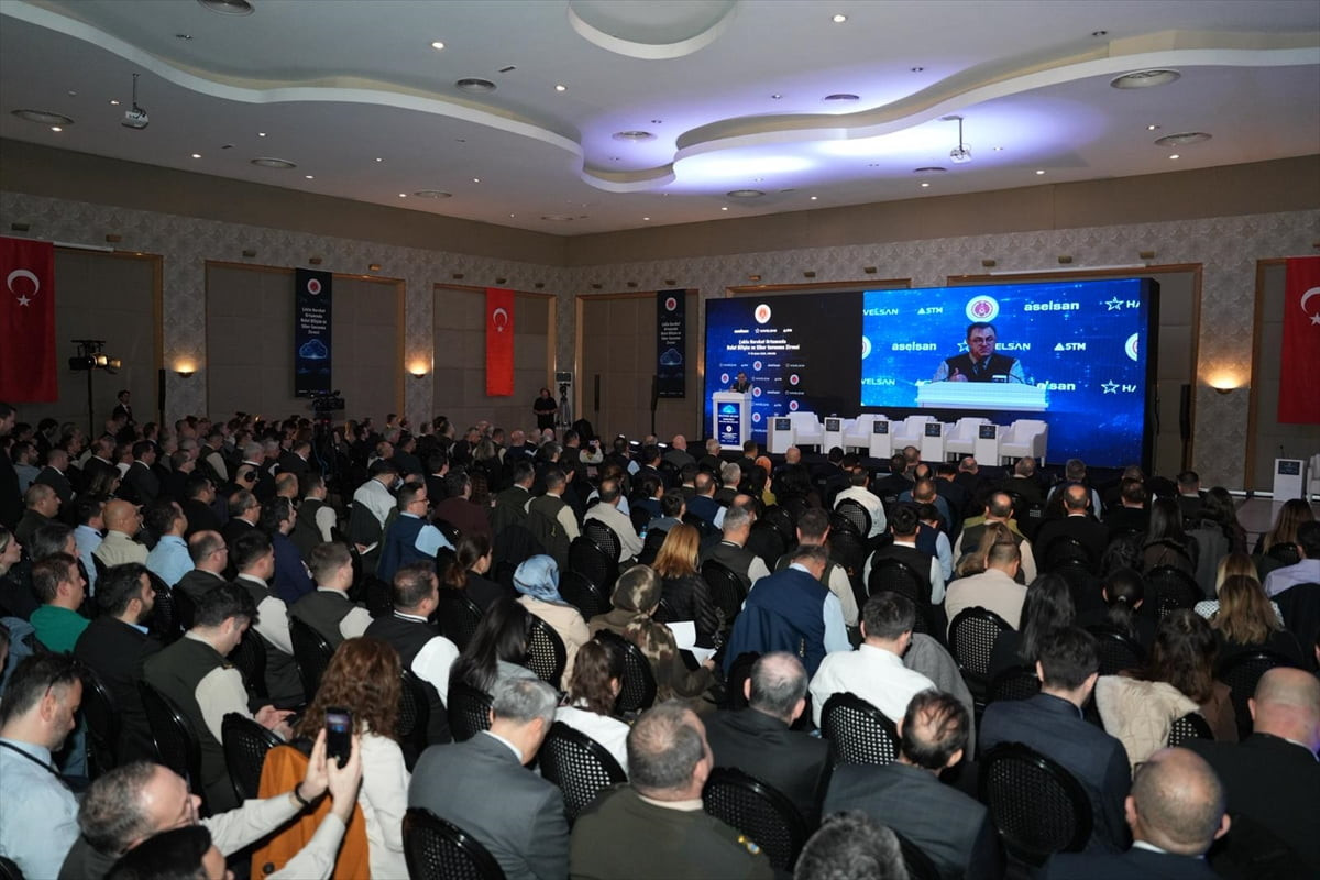 17-18 Şubat'ta "Çoklu Harekat Ortamında Bulut Bilişim ve Siber Savunma Zirvesi"...