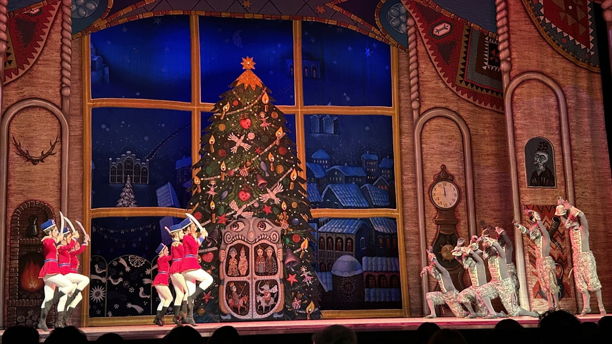 175 yıllık geçmişiyle dünyanın prestijli bale topluluklarından Gürcistan Devlet Balesi, Piyotr...