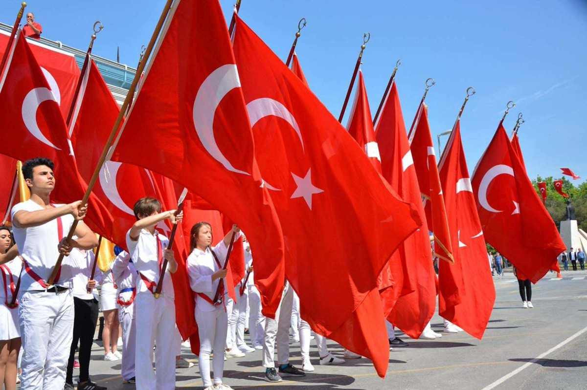 19 Mayıs resmi tatil mi