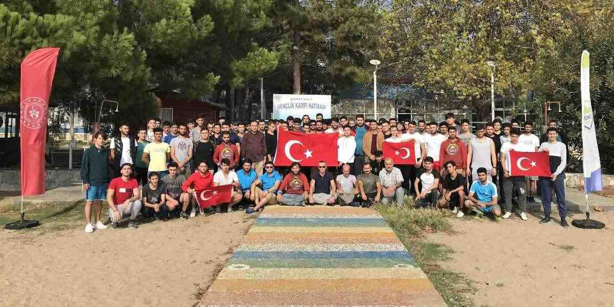 2022 GSB Gençlik Kampı şartları