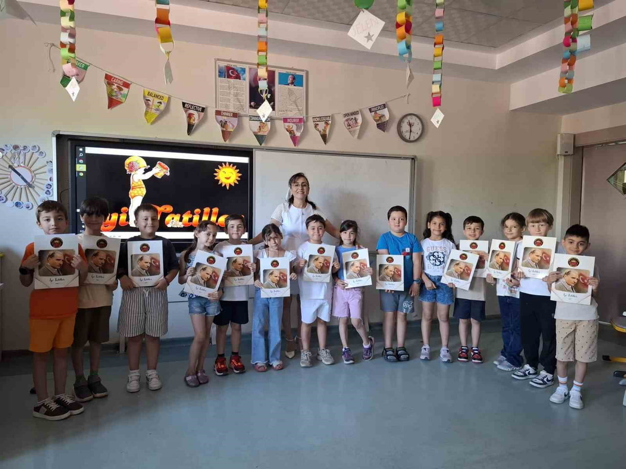 2025-2026 EĞİTİM-ÖĞRETİM YILININ SON GÜNÜNDE, TÜRKİYE GENELİNDEKİ OKULLARDA OLDUĞU GİBİ GAZİANTEP...
