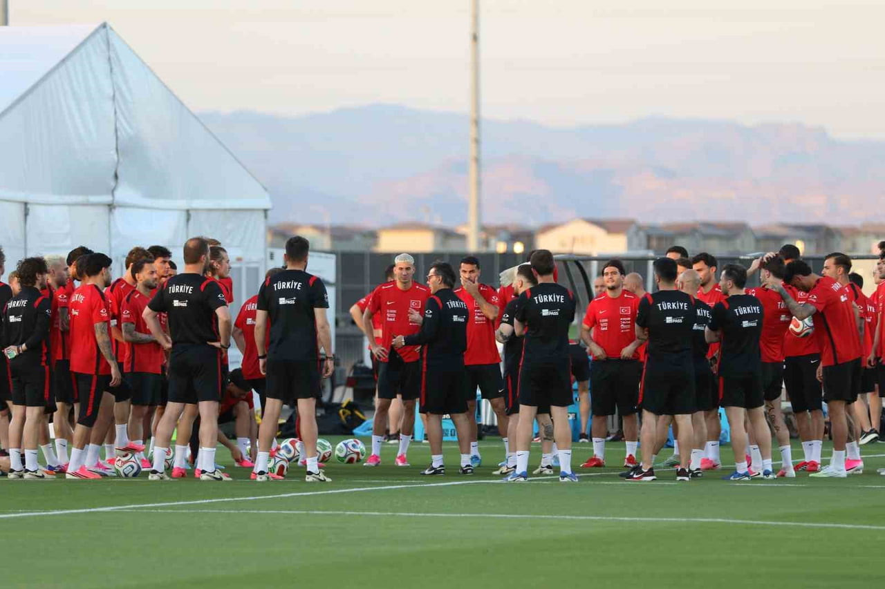 2026 FIFA DÜNYA KUPASI HAZIRLIKLARI İÇİN ARİZONA'DA KAMPA GİREN A MİLLİ FUTBOL TAKIMI, İLK...