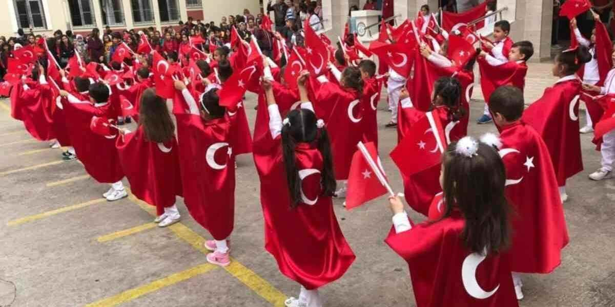 23 Nisan Ulusal Egemenlik Ve Çocuk Bayramı