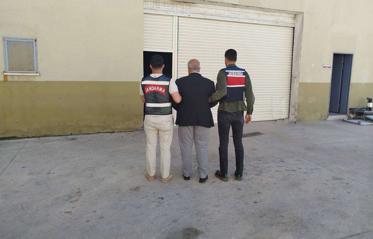 26 YIL KESİNLEŞMİŞ HAPİS CEZASIYLA ARANAN HÜKÜMLÜ YAKALANDI