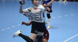 Bursa Büyükşehir Belediyespor Kadın Hentbol Takımı Yarı Finale Yükseldi