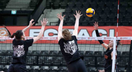 Eczacıbaşı Dynavit, Yarı Finale Hazırlanıyor