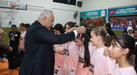 Genç sporcular Haliliye'de voleybol coşkusu yaşadı