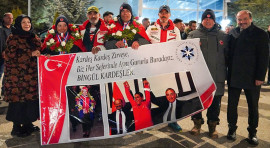 Özel İkizler Fransa'dan 6 Madalyayla Döndü