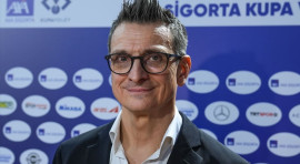 VakıfBank'ın Galatasaray'ı Yenerek Finale Yükselişi