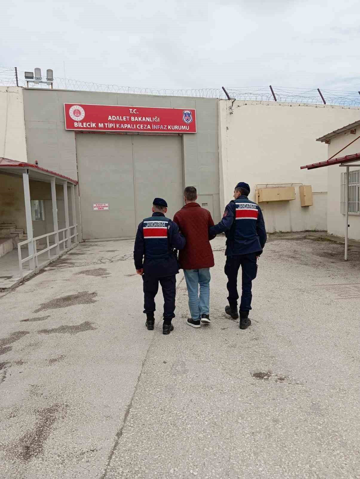 3 FARKLI SUÇTAN 8 YIL 5 AY HAPİS CEZASI BULUNAN ŞAHIS YAKALANDI