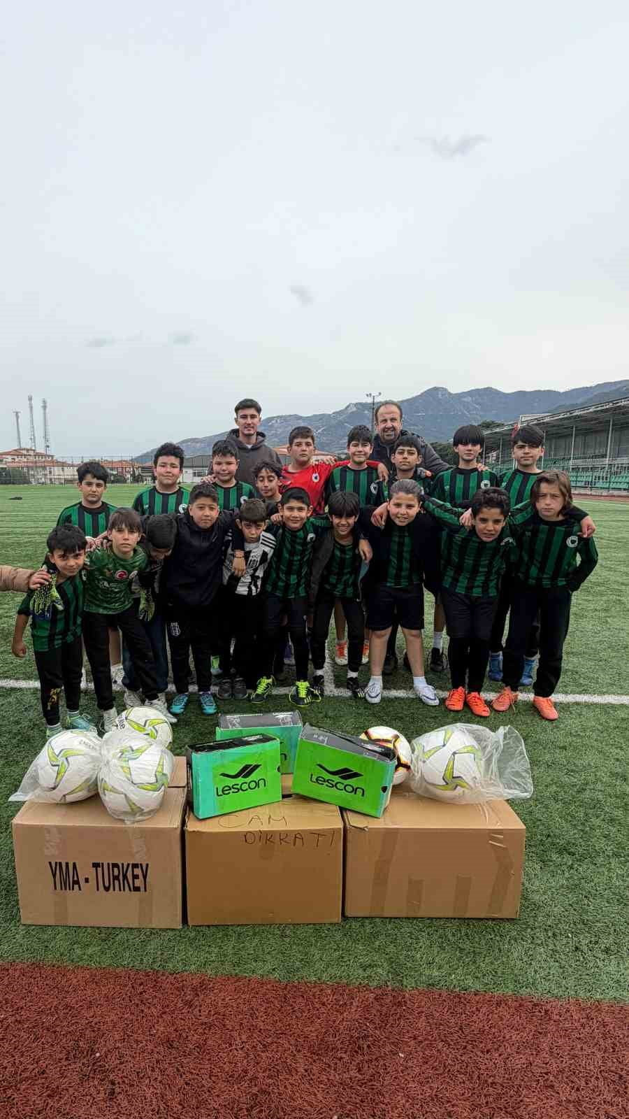 3. LİG EKİPLERİNDEN BORNOVA 1877 SPORTİF A.Ş. FUTBOL KULÜBÜNÜN GENÇ FUTBOLCUSU EGE ASIM DUYAR...