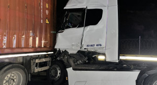 Mersin'de Zincirleme Trafik Kazası: 1 Yaralı