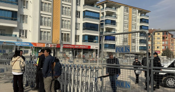 Antalya'da Köpeğini Vuran Emekli Polis Yargılanıyor