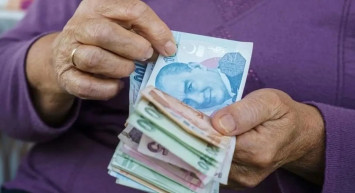 13 milyon emekliye müjde: SSK ve Bağ-Kur emeklilerine ek zam farkı ödemeleri başladı
