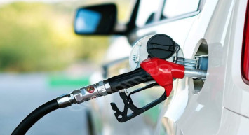 14 Ocak Cumartesi akaryakıt zam var mı? Benzin ve motorine indirim yapılacak mı? 14 Ocak 2023 güncel akaryakıt fiyatları