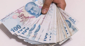 15 milyon emekliyi ilgilendiriyor: Maaşlara kademeli zam geliyor