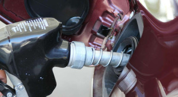 16 Nisan güncel benzin ve akaryakıt fiyatları ne durumda? Motorine zam yapıldı mı? İşte 16 Nisan 2022 Cumartesi güncel benzin ve mazot fiyatları!