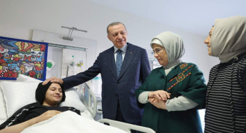 17 yaşında 248 saatlik mücadeleyi kazandı: Aleyna depremde yaşadıklarını anlattı