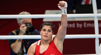 2020 Tokyo Olimpiyatları'nda Busenaz Sürmeneli'den Altın Madalya!