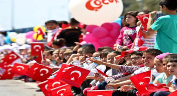 22 Nisan Perşembe tatil var mı, yarım gün tatil mi? 23 Nisan resmi tatil mi, hangi gün?