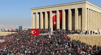 23 Nisan’da ziyaretçi akınına uğrayacak: Anıtkabir bugün kaçta açılıyor, kaçta kapanıyor?