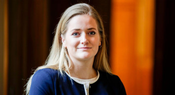 28 Yaşındaki Adalet Bakanı Emilie Enger Mehl Kimdir?