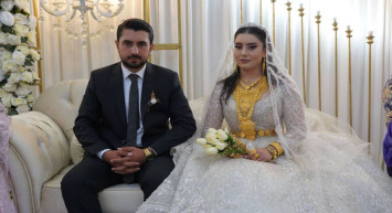 3 bin kişi katıldı: Aşiret düğününe takı yağdı