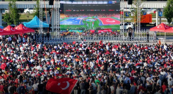 81 ilde milli maç için dev ekran kurulması yasaklandı
