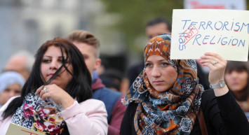 AB basınından EU Observer’den İslamofobi eleştirisi: Avrupa’da normalleştirilmeye çalışılıyor