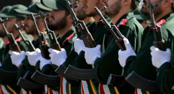 AB, İran Devrim Muhafızları Ordusunu terör listesine aldı